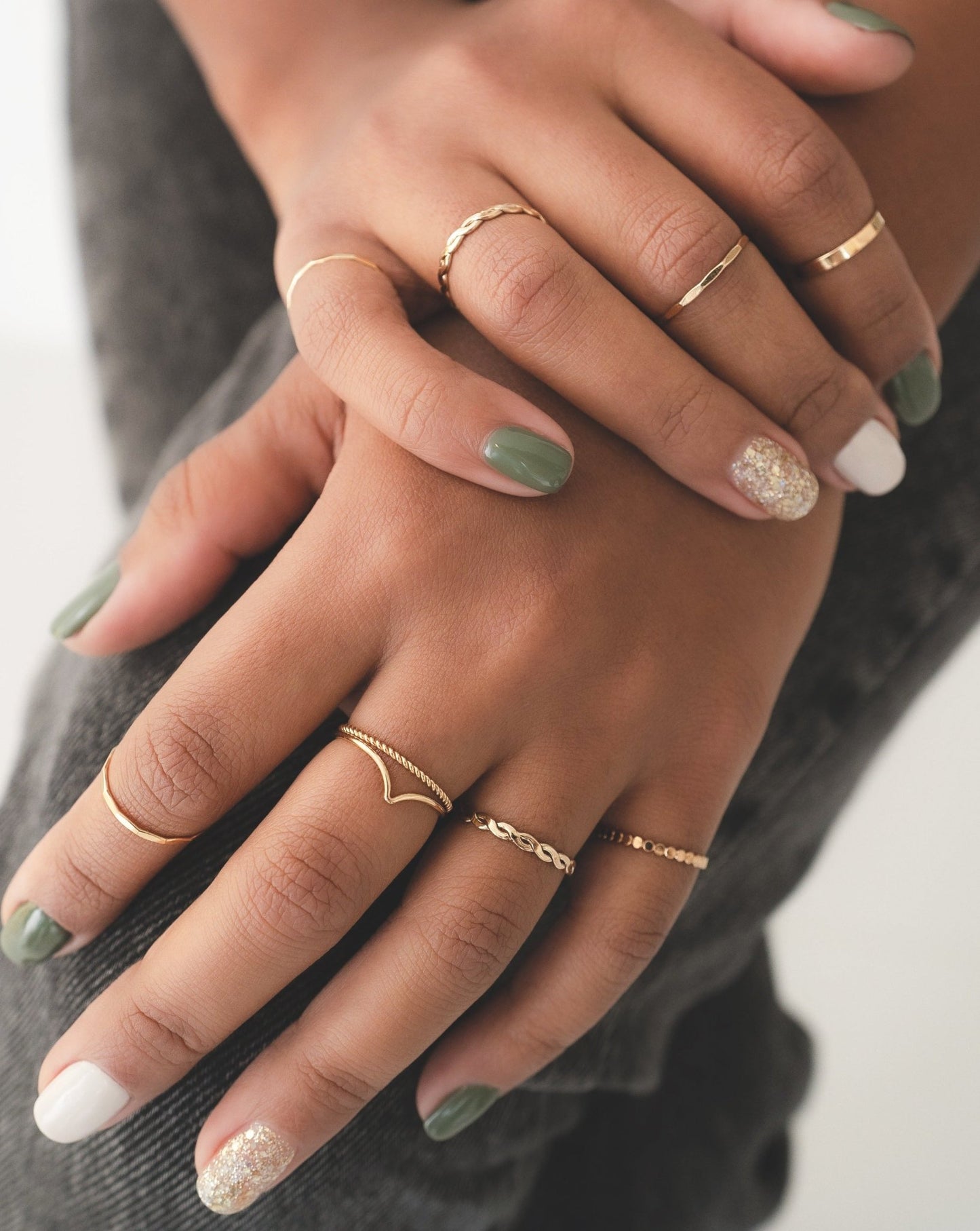 HAMMERED STACKING RING - DE.FINE Collection Jewelry