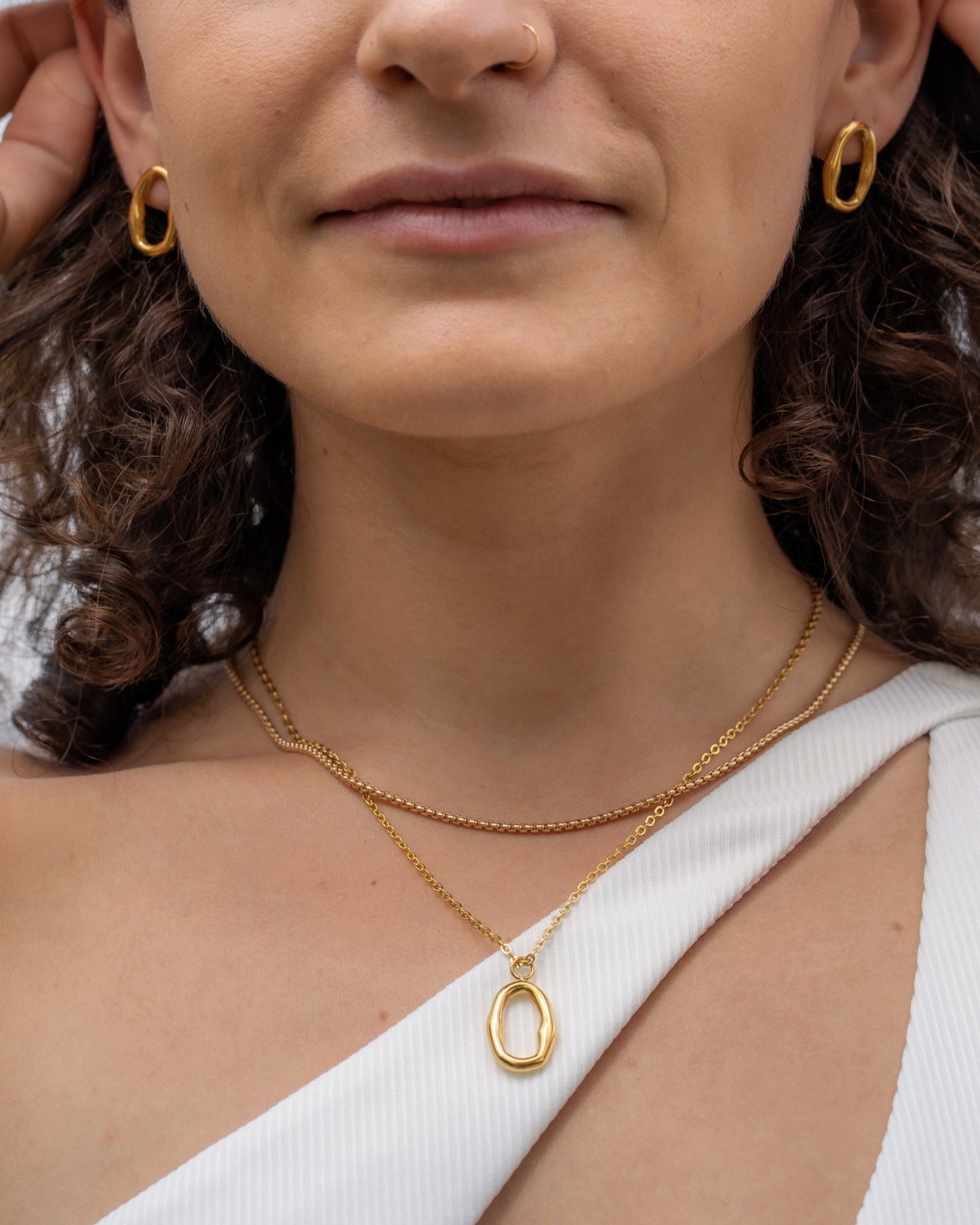 OVAL EARRINGS - DE.FINE Collection Jewelry