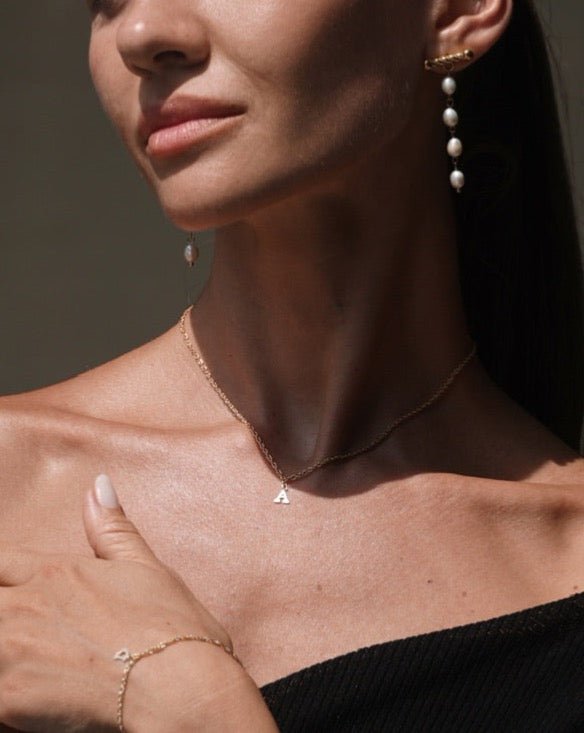 PEARL DROP STUDS - DE.FINE Collection Jewelry