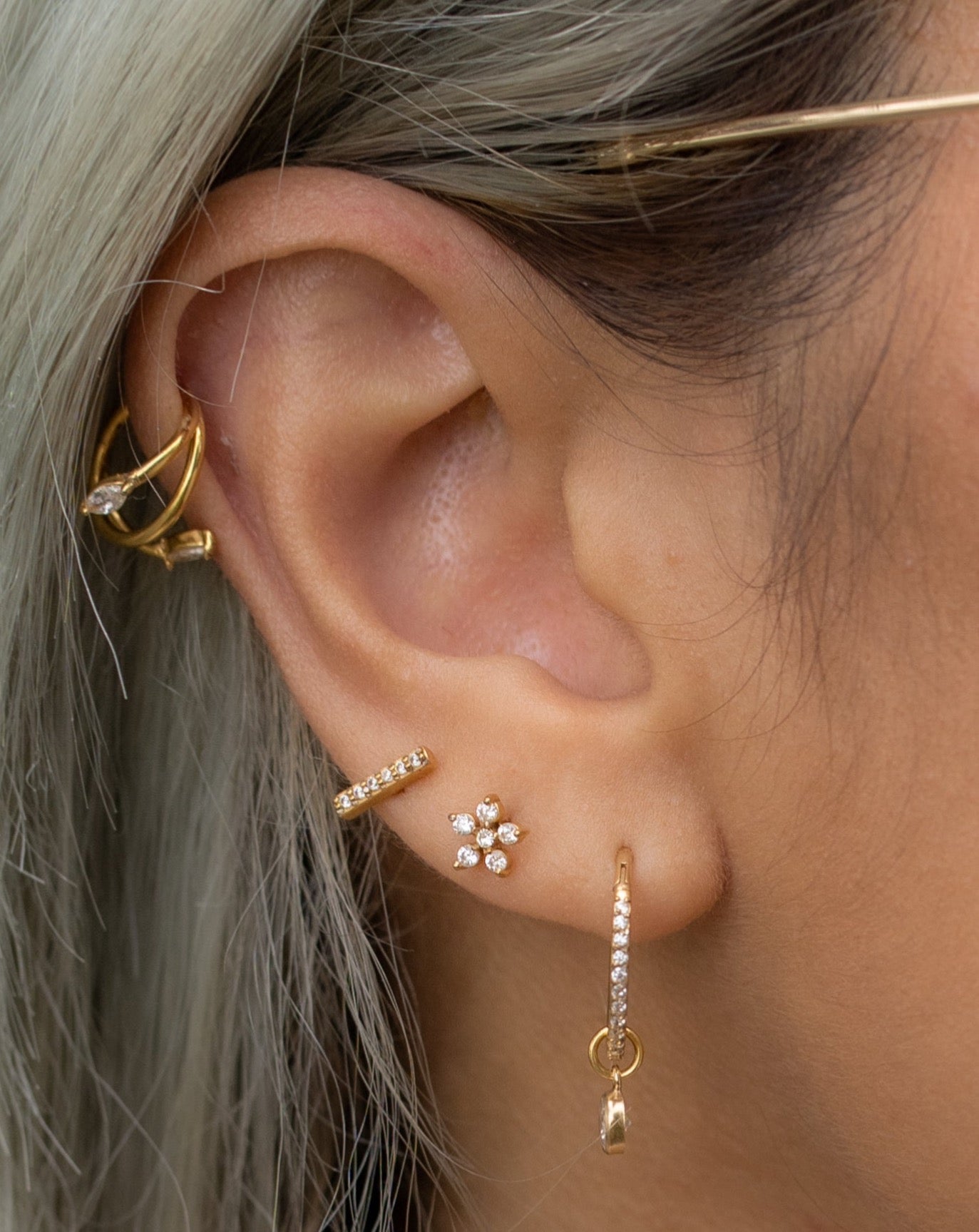 ZIRCONIA BAR LABRET - DE.FINE Collection Jewelry