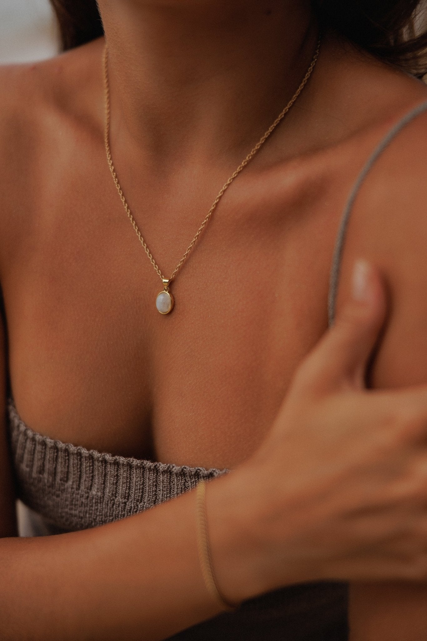 MOONSTONE NECKLACE - DE.FINE Collection Jewelry