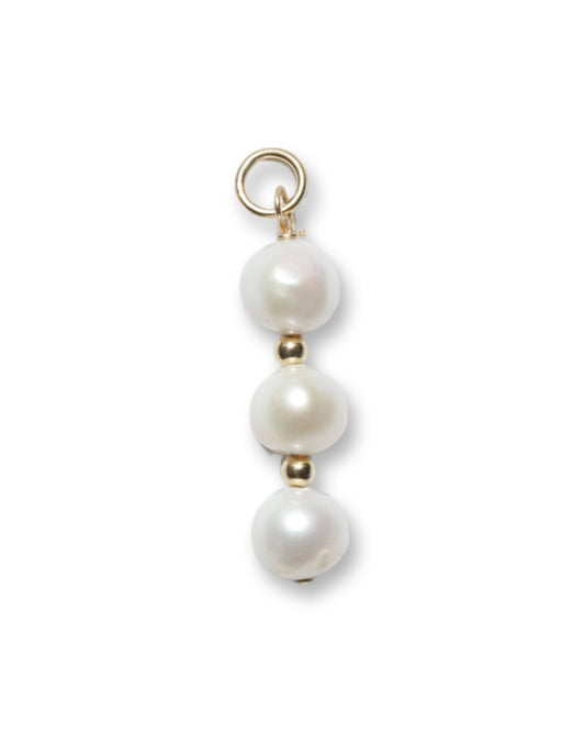 ESSENTIAL PEARLS CHARM - DE.FINE Collection Jewelry