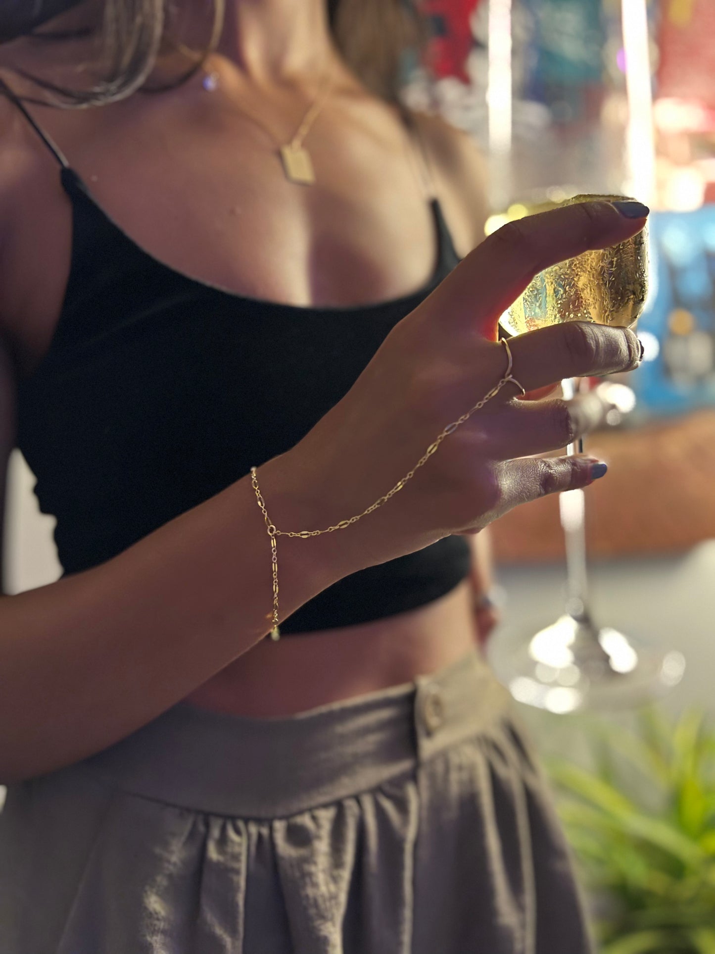 DIONA HAND CHAIN