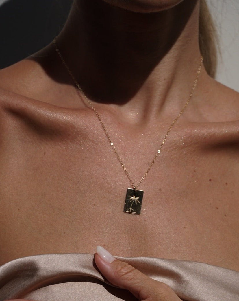 ISLAND LOVER NECKLACE - DE.FINE Collection Jewelry