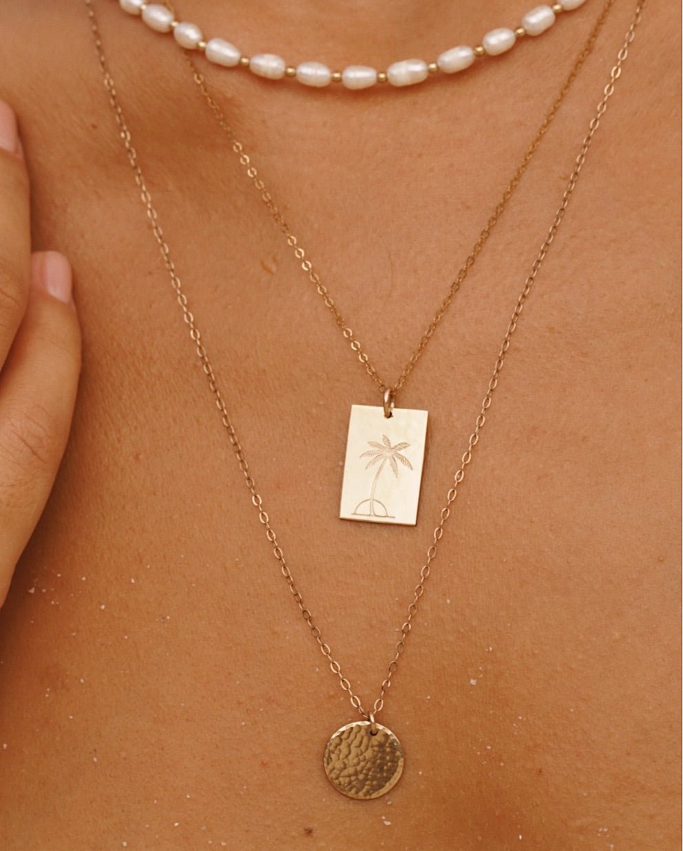 ISLAND LOVER NECKLACE - DE.FINE Collection Jewelry