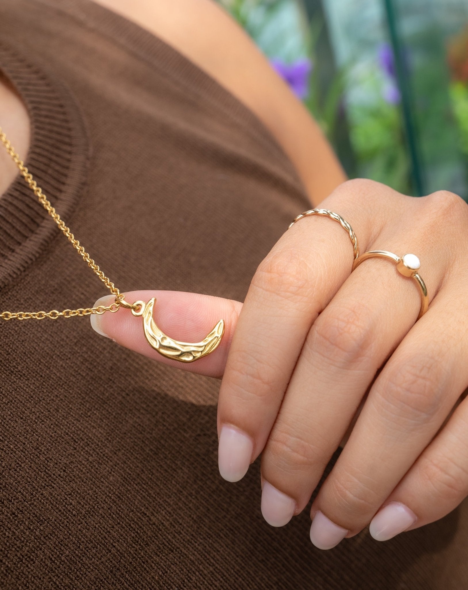 MOON NECKLACE - DE.FINE Collection Jewelry