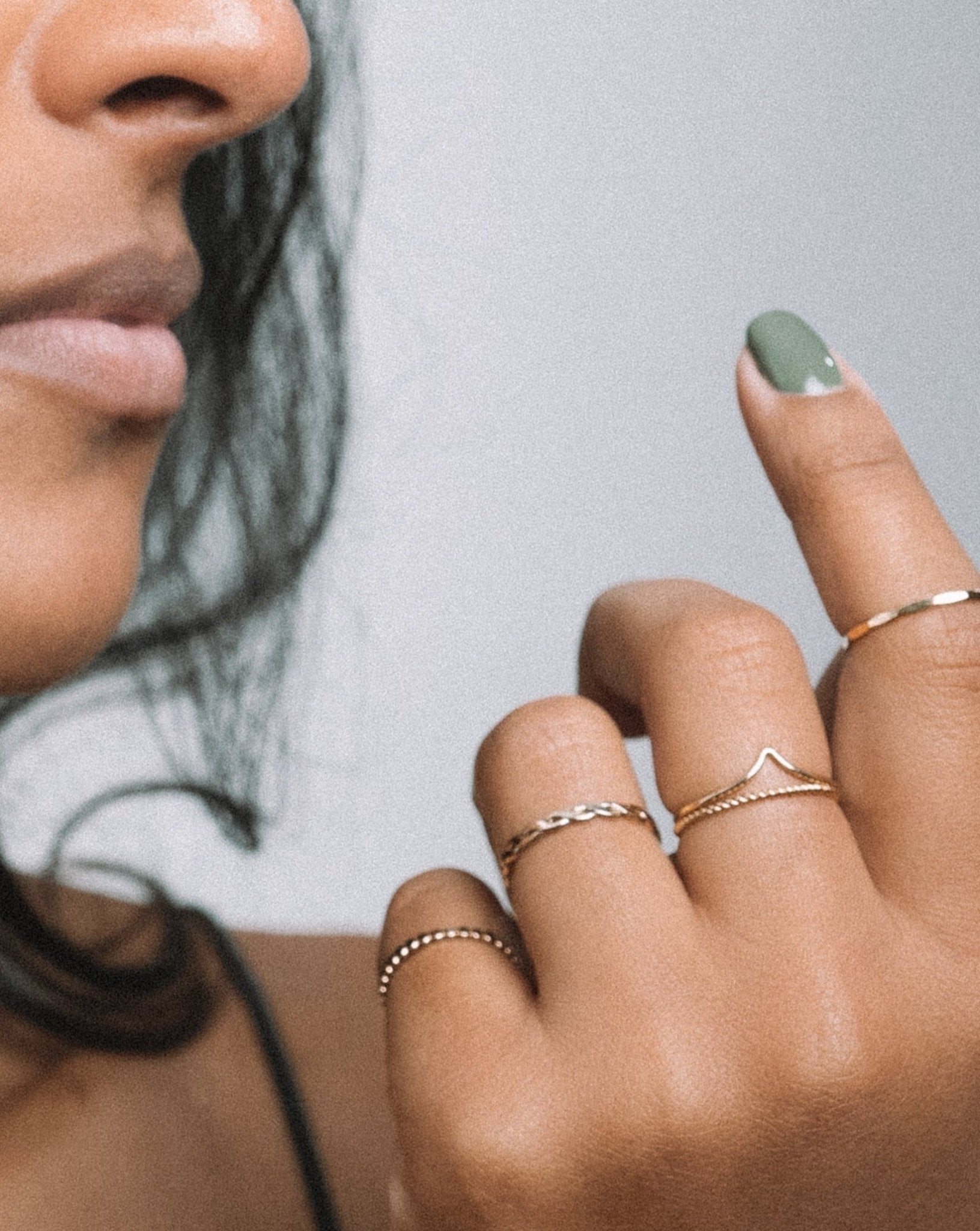 PEAKING RING - DE.FINE Collection Jewelry
