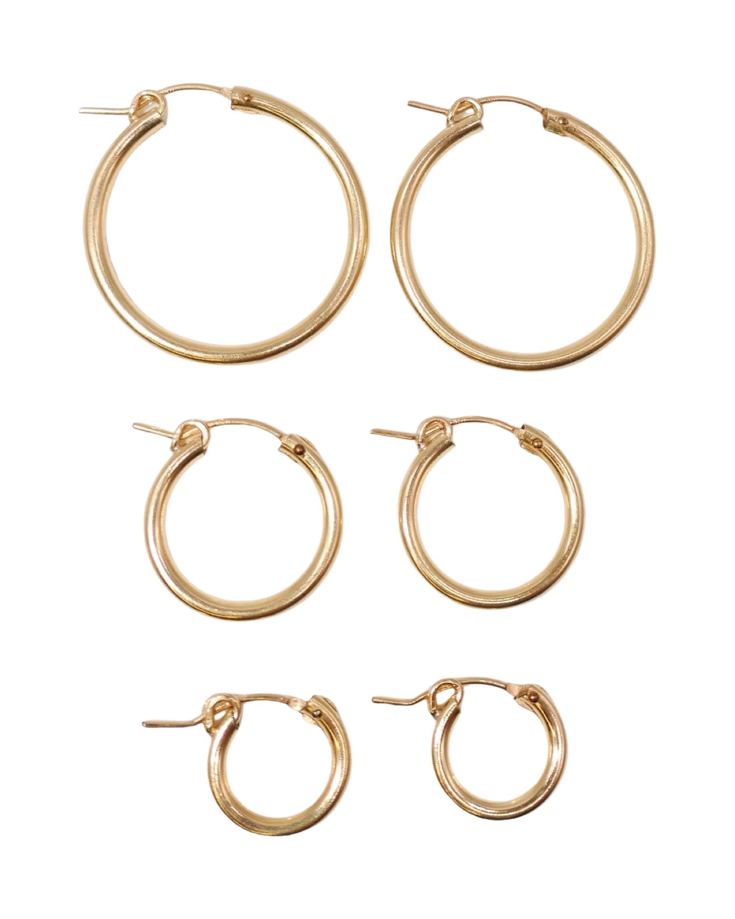 THE ESSENTIAL HOOPS - DE.FINE Collection Jewelry